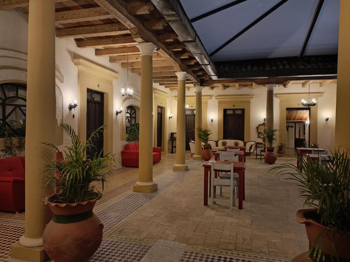 Hotel La Capilla San Cristobal de las Casas Luaran gambar
