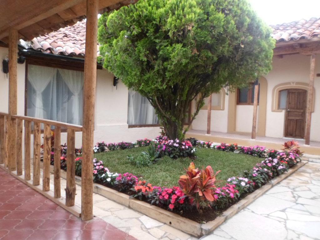Hotel La Capilla San Cristobal de las Casas Luaran gambar