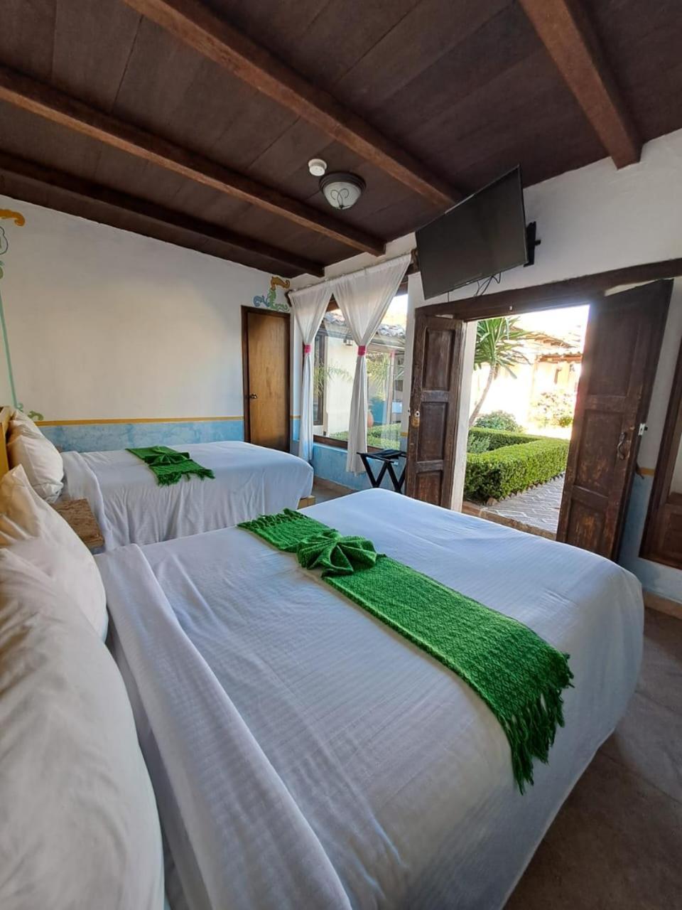 Hotel La Capilla San Cristobal de las Casas Luaran gambar