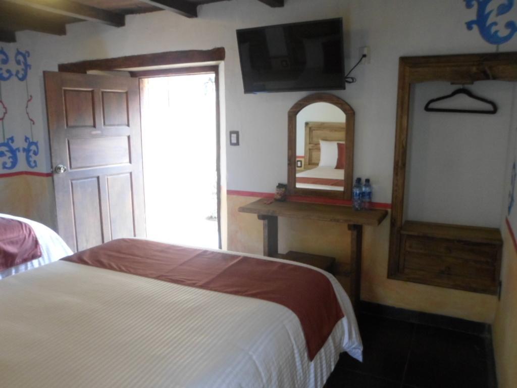 Hotel La Capilla San Cristobal de las Casas Bilik gambar