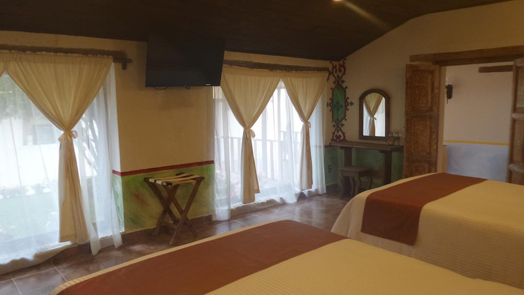 Hotel La Capilla San Cristobal de las Casas Luaran gambar